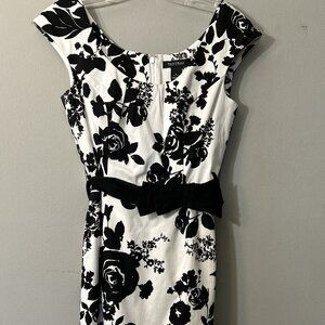 White House Black Market Size 4 Dress